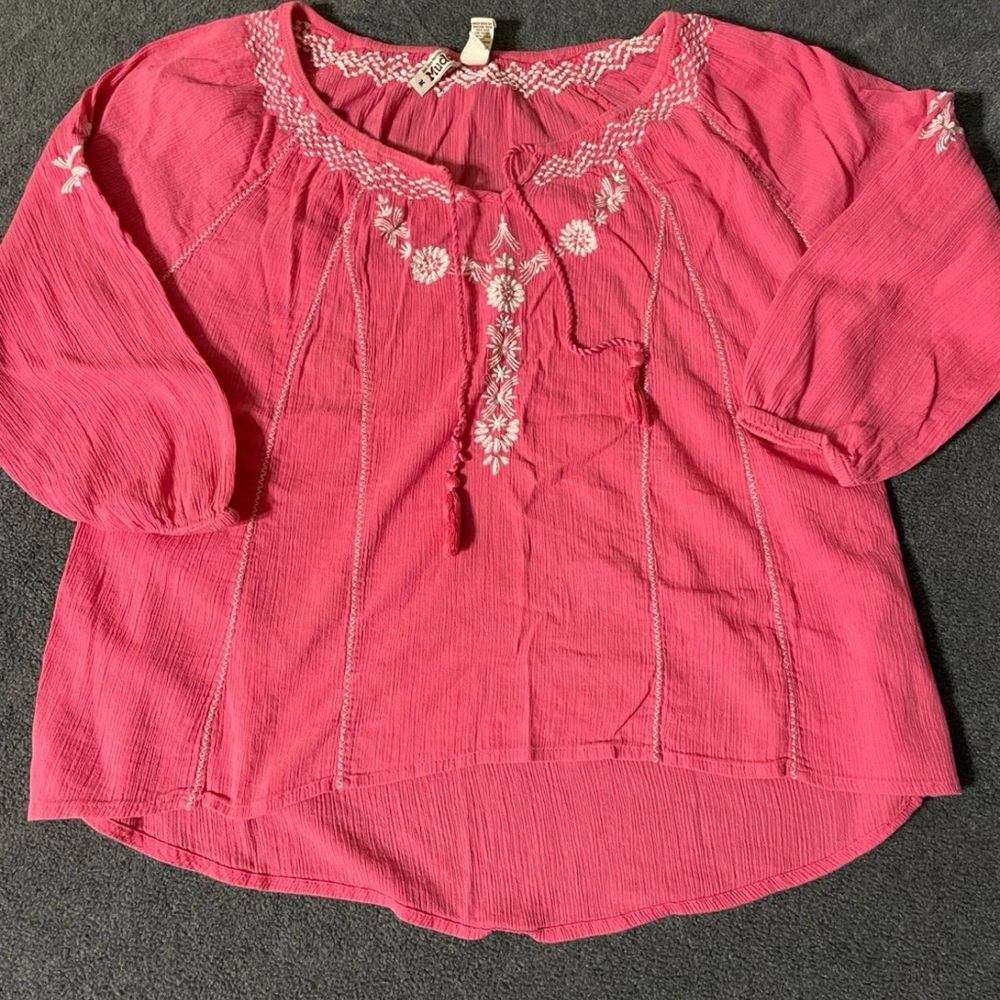 Pink Embroidered Bohemian Women's Top Mudd Size Medium